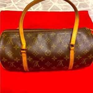 Authentic LOUIS VUITTON Monogram Papillon Bag